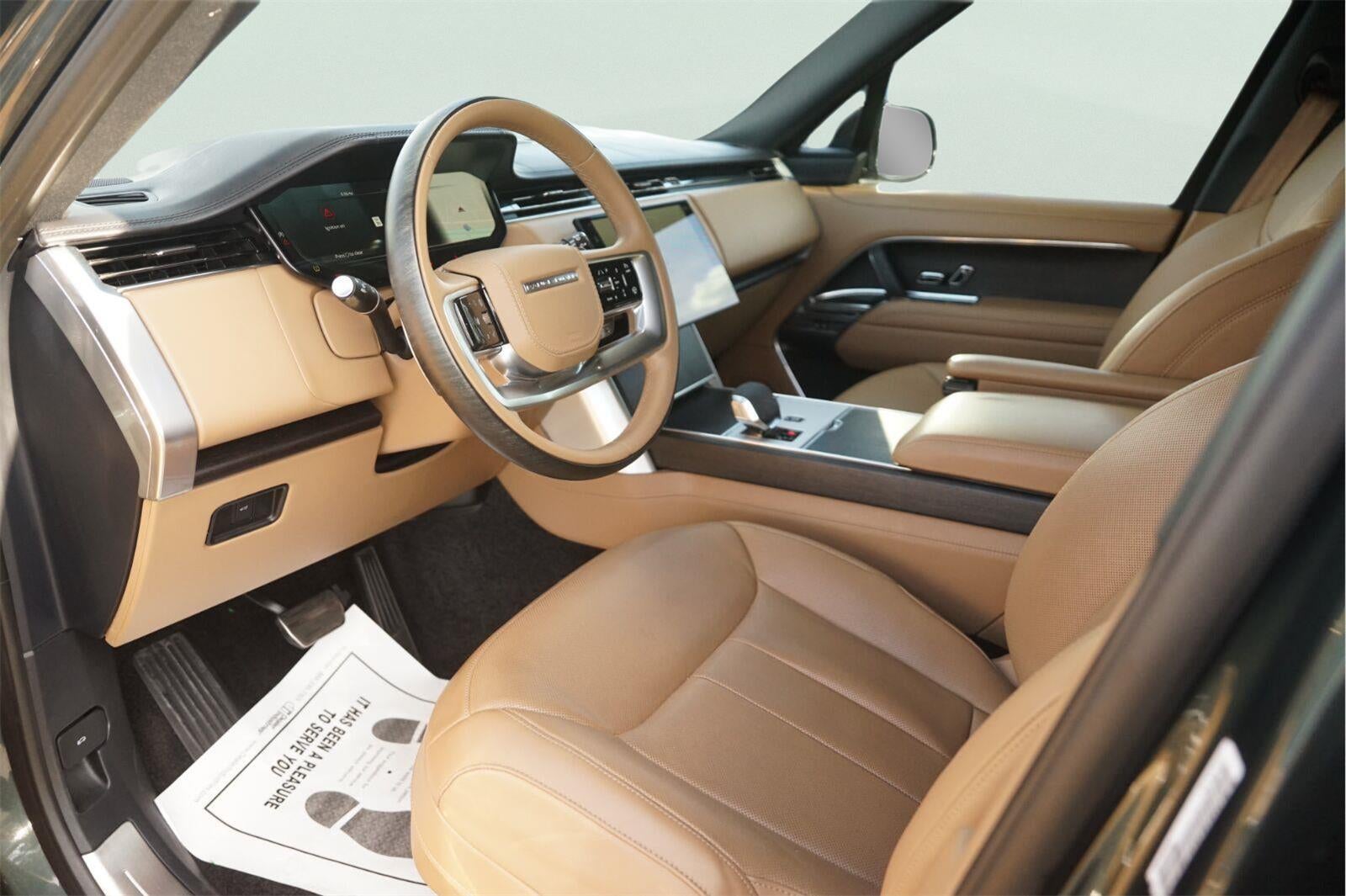 2025 Land Rover Range Rover SE