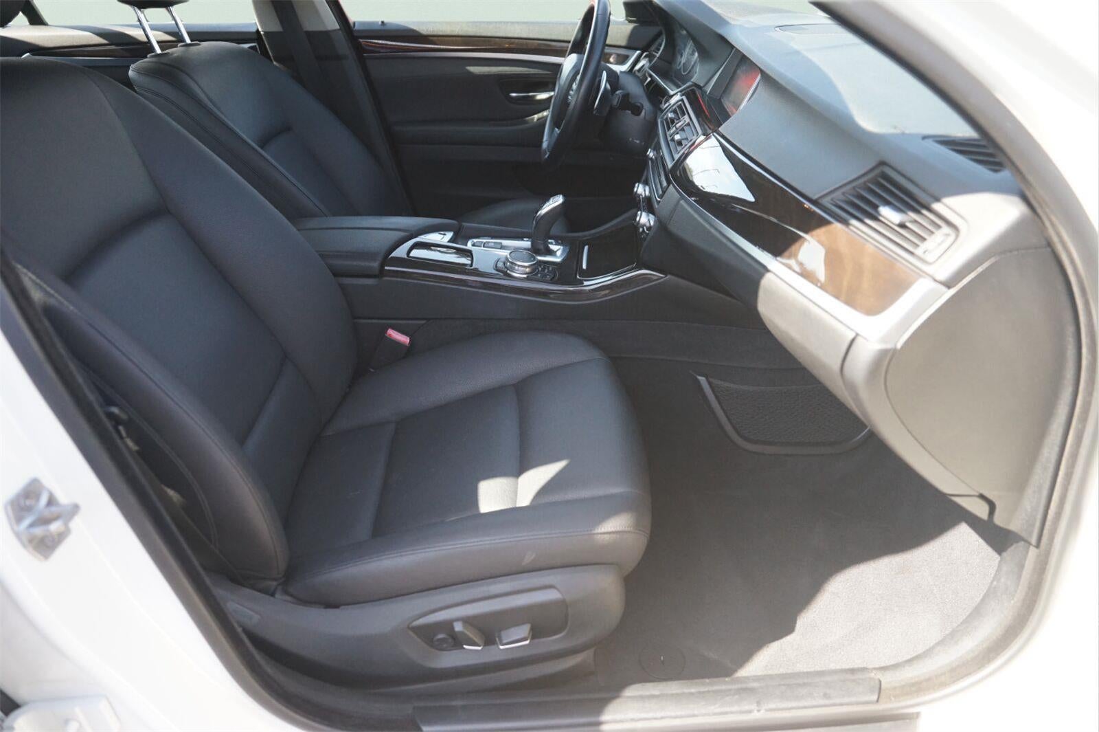 2016 BMW 5 Series 528i
