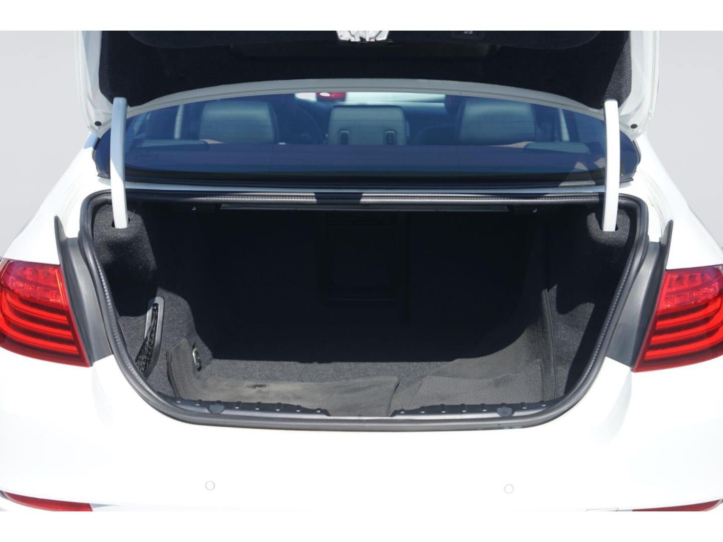 2016 BMW 5 Series 528i