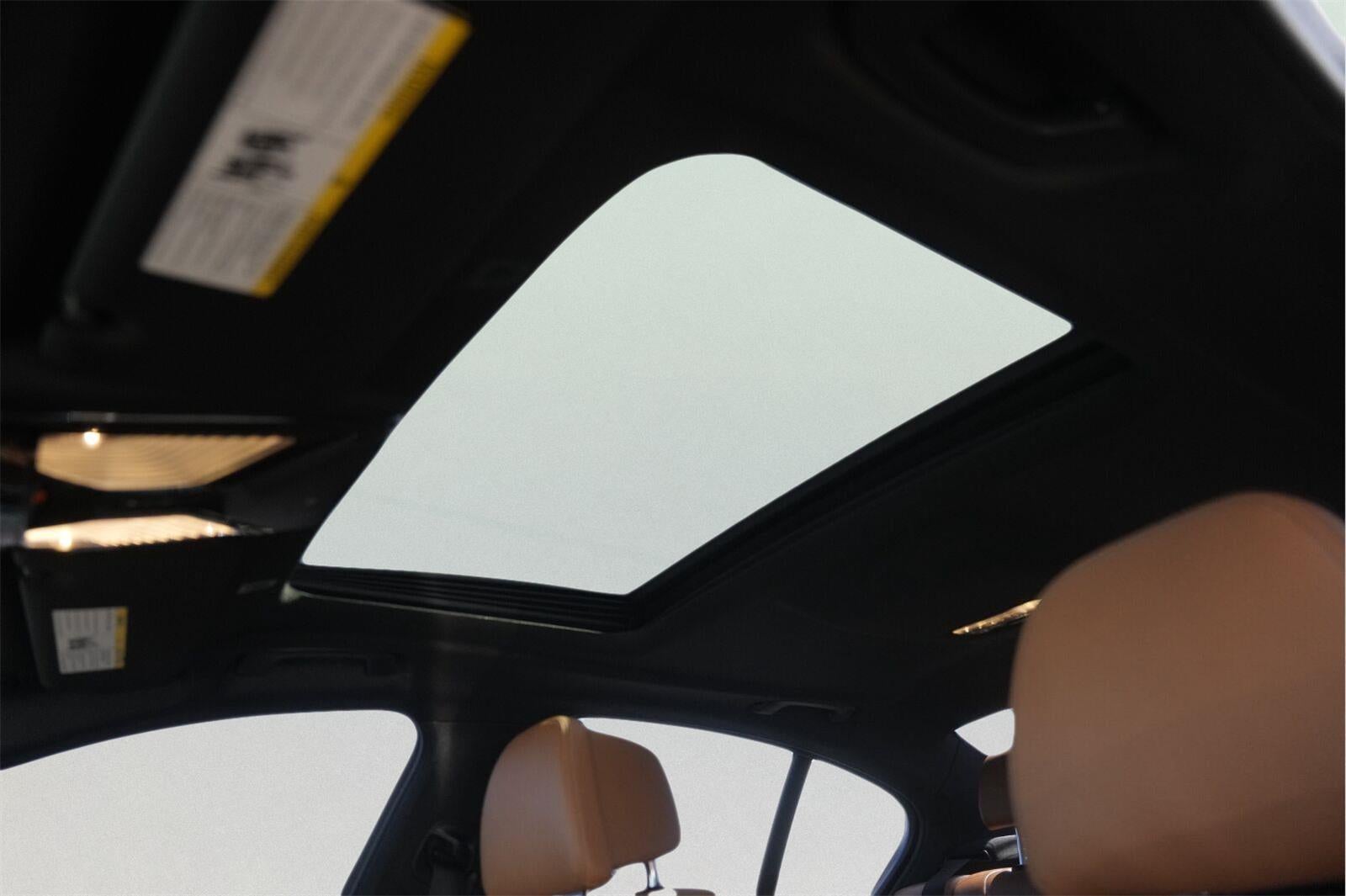 2019 BMW 5 Series 530e xDrive iPerformance