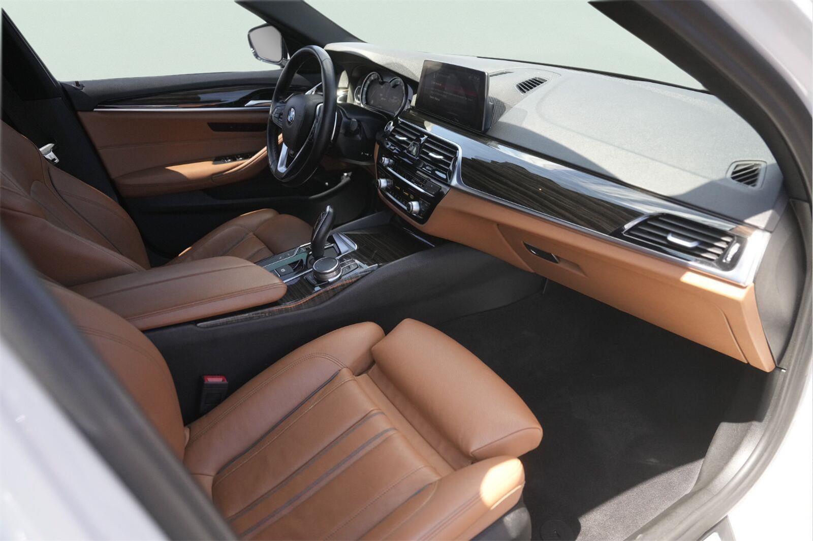 2019 BMW 5 Series 530e xDrive iPerformance