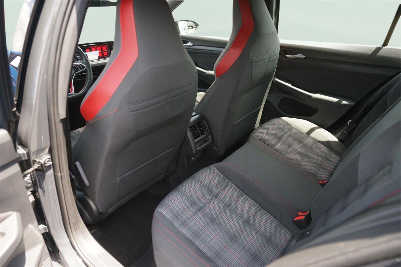 2023 Volkswagen Golf GTI 40th Anniversary Edition