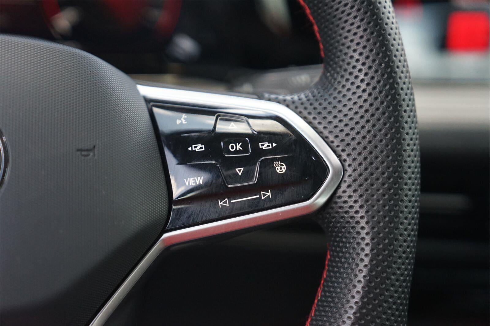 2023 Volkswagen Golf GTI 40th Anniversary Edition