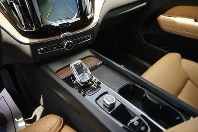 2022 Volvo XC60 Recharge Plug-In Hybrid Inscription