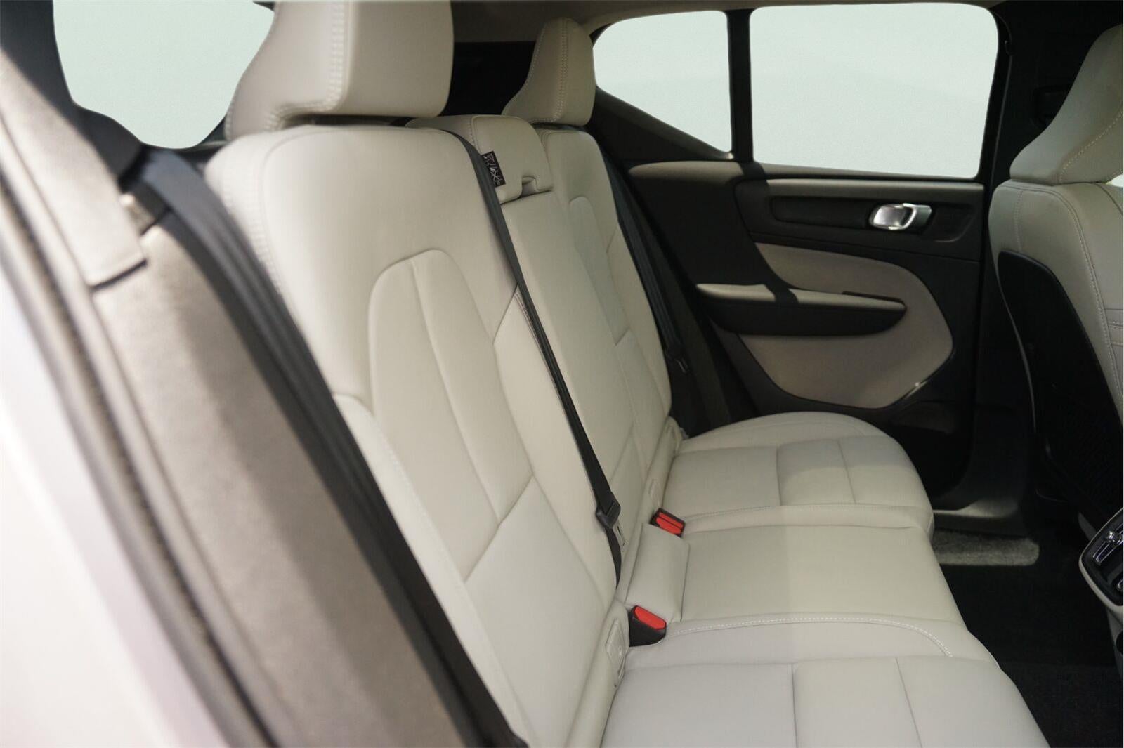 2026 Volvo Xc40 Ultra