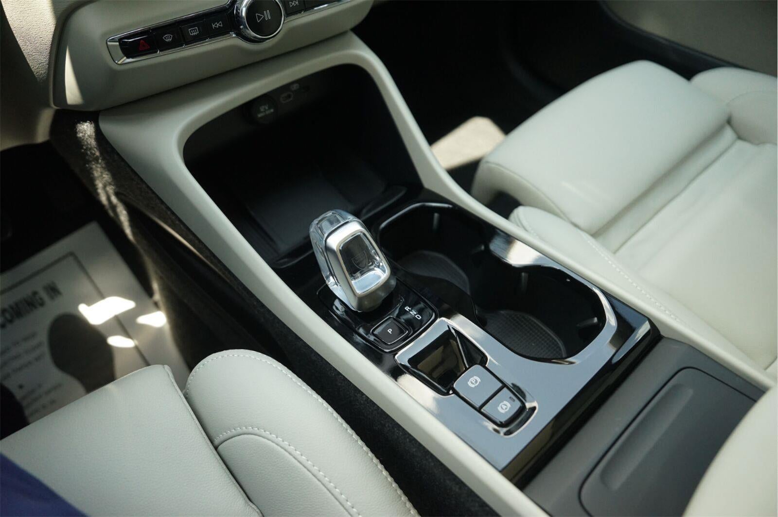 2026 Volvo Xc40 Ultra