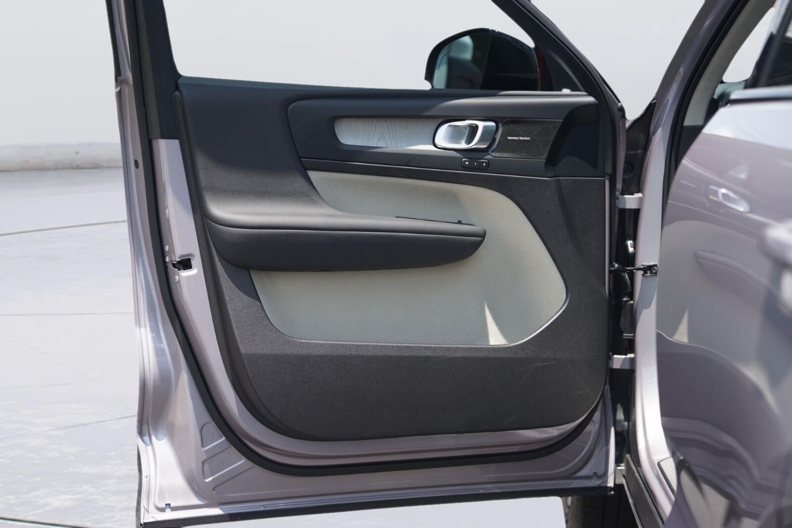 2026 Volvo Xc40 Ultra