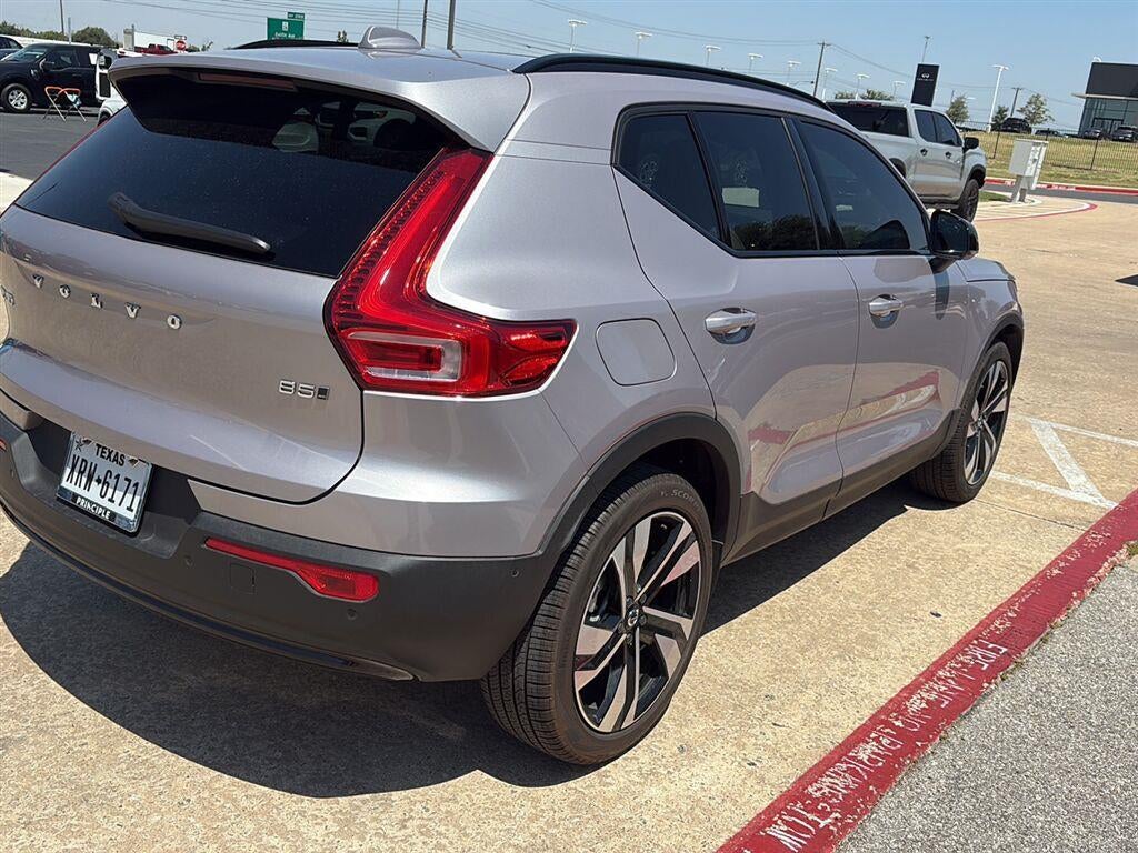 2026 Volvo XC40 Ultra